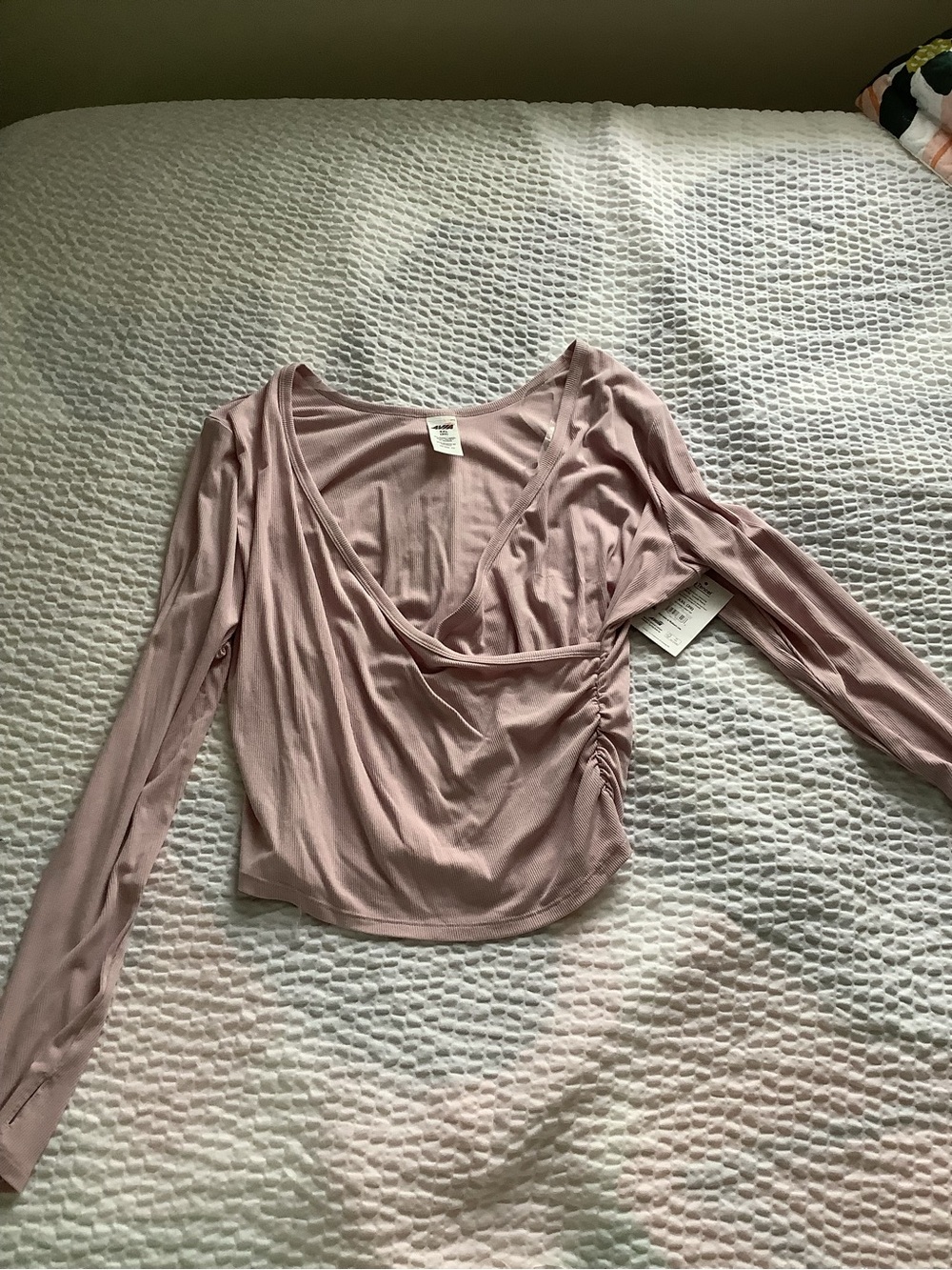 {NWT}Women’s Long-Sleeve Draped Wrap Top in pink/mauve